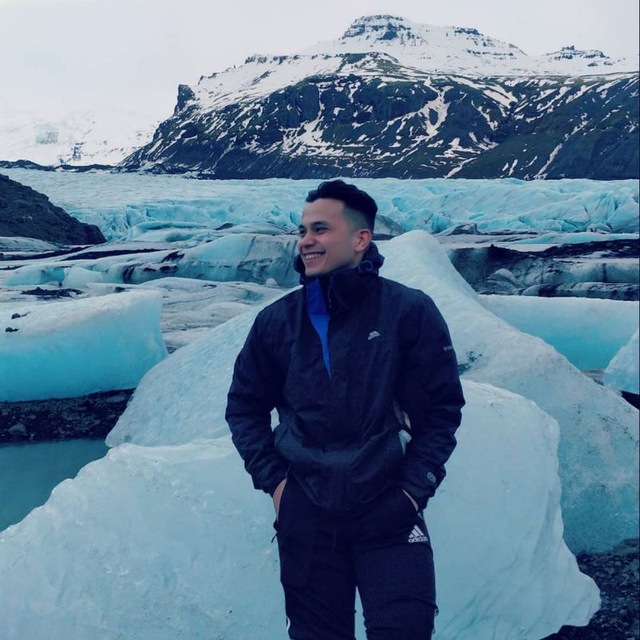 picture of the groom